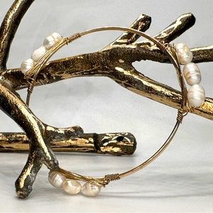 Gold Tone & Real Pearl Bracelet